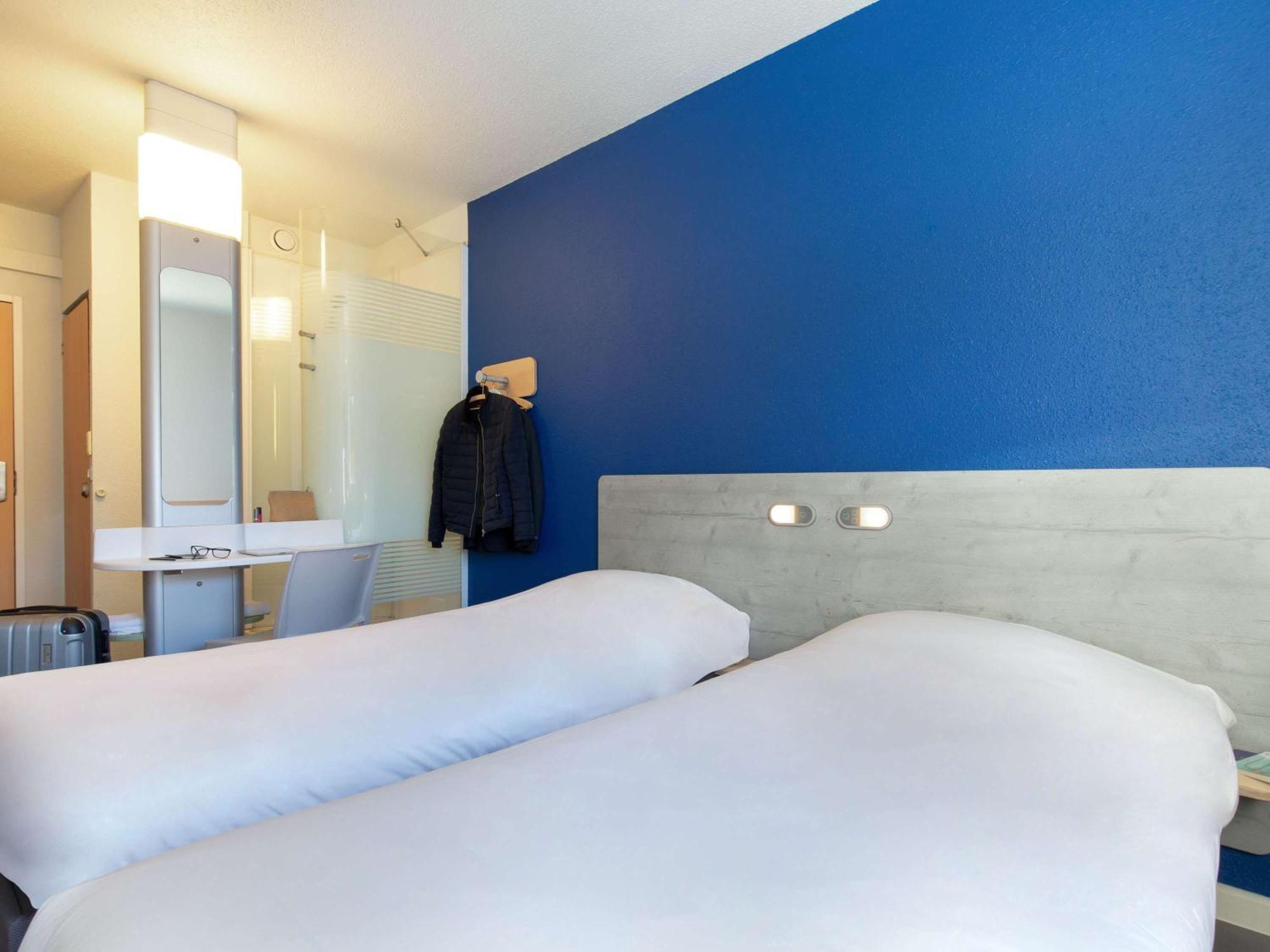 Ibis Budget Saint-Maximin Exterior photo