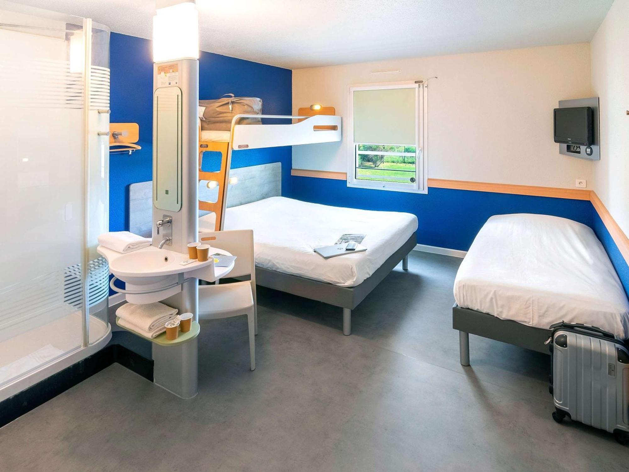 Ibis Budget Saint-Maximin Exterior photo