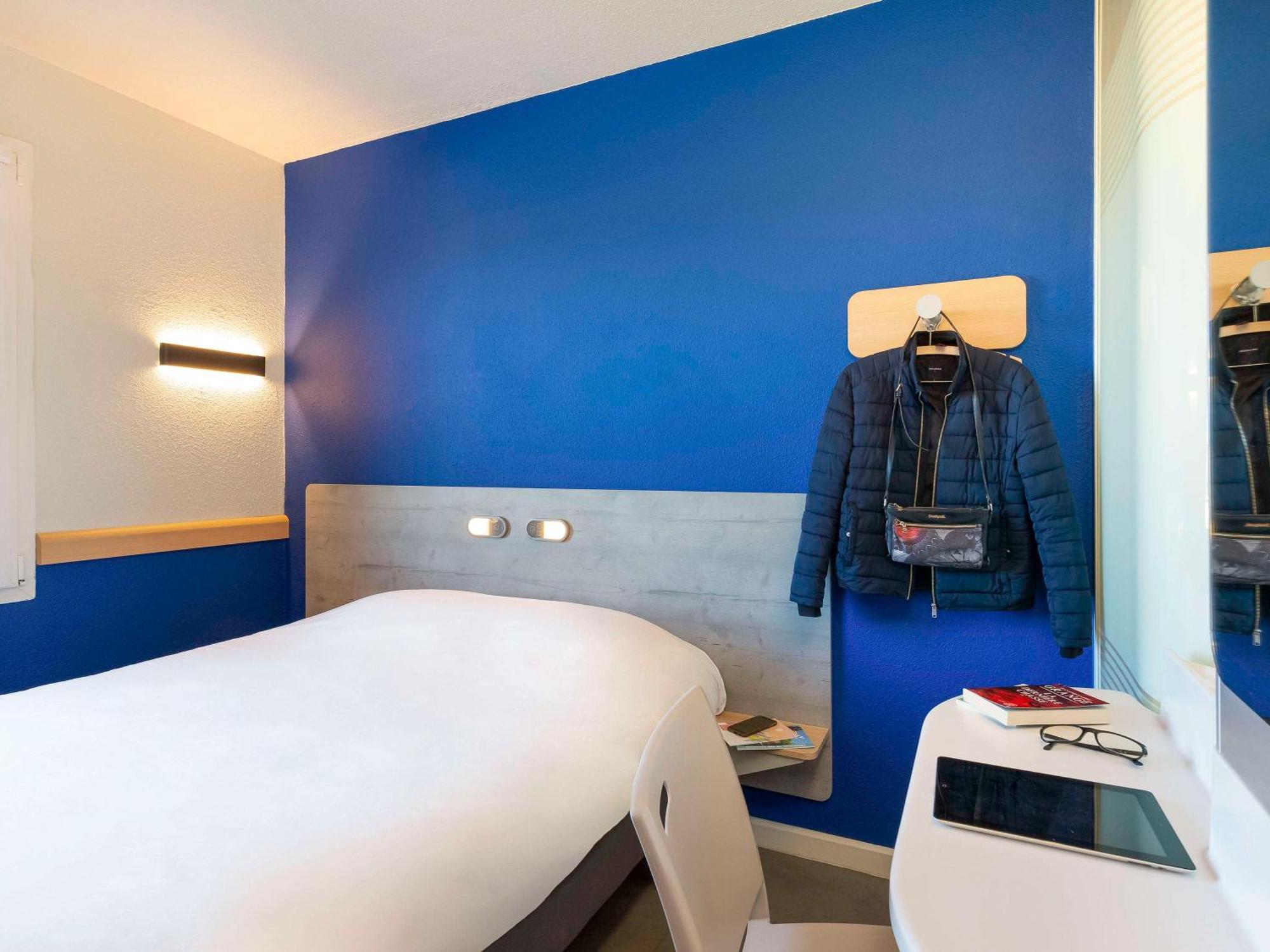 Ibis Budget Saint-Maximin Exterior photo