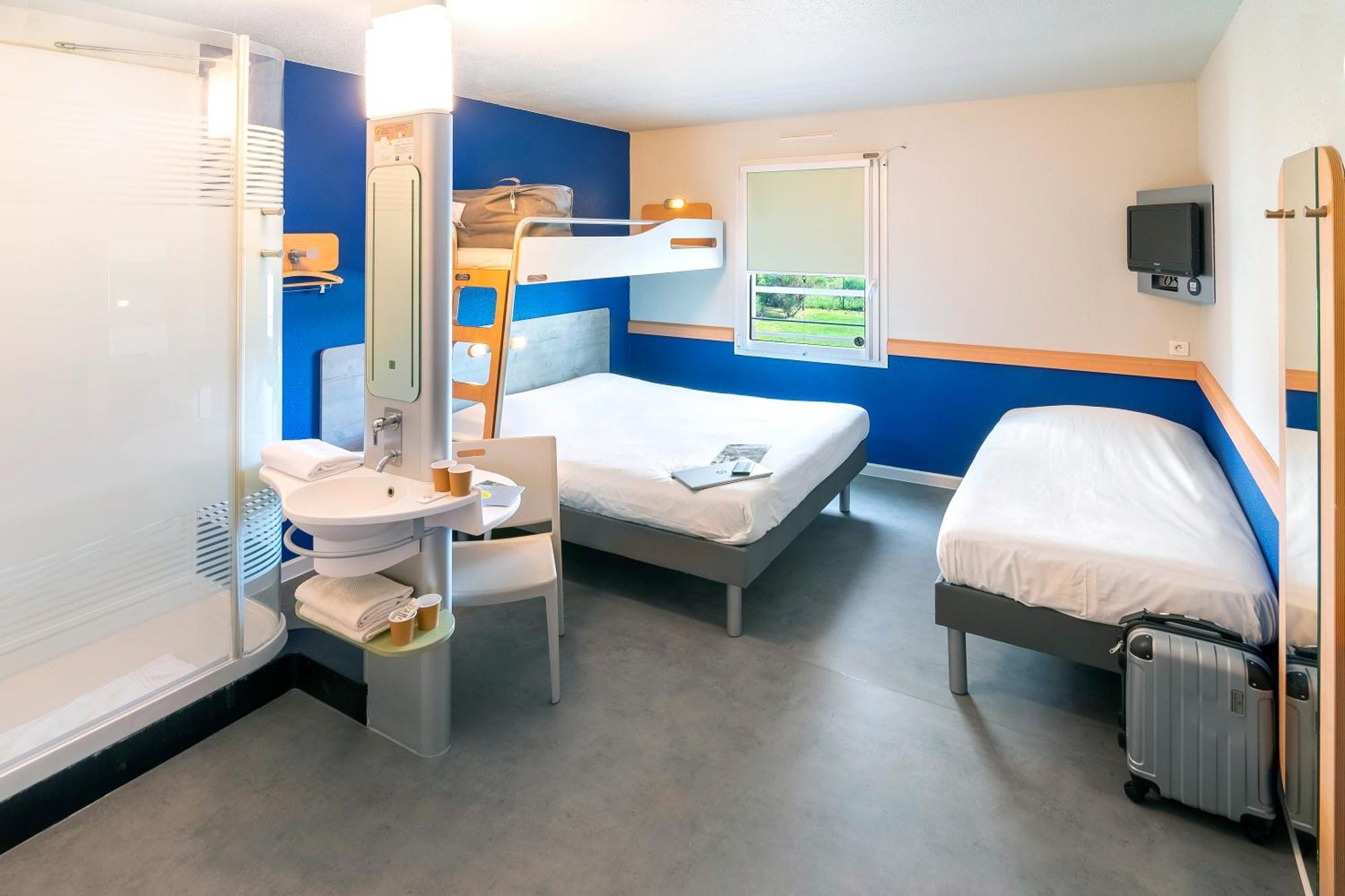 Ibis Budget Saint-Maximin Exterior photo