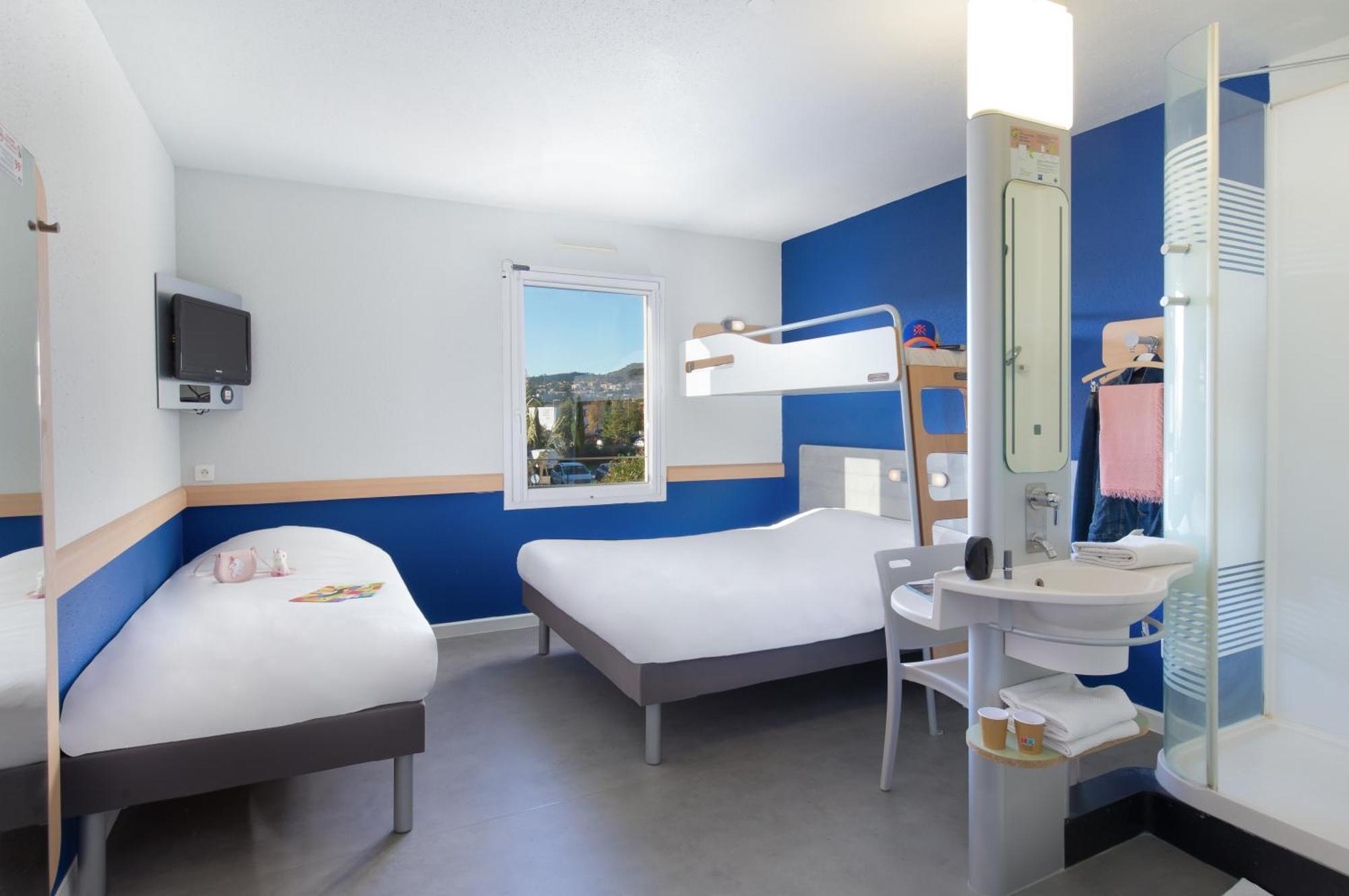 Ibis Budget Saint-Maximin Exterior photo